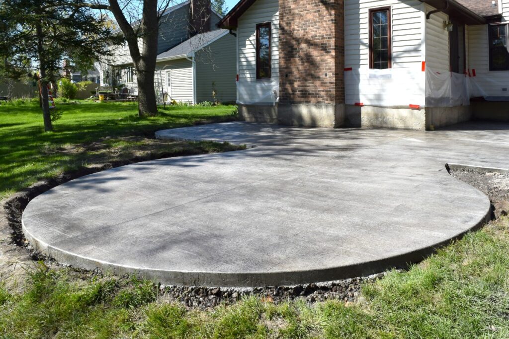 Circle Concrete Patio in puyallup area